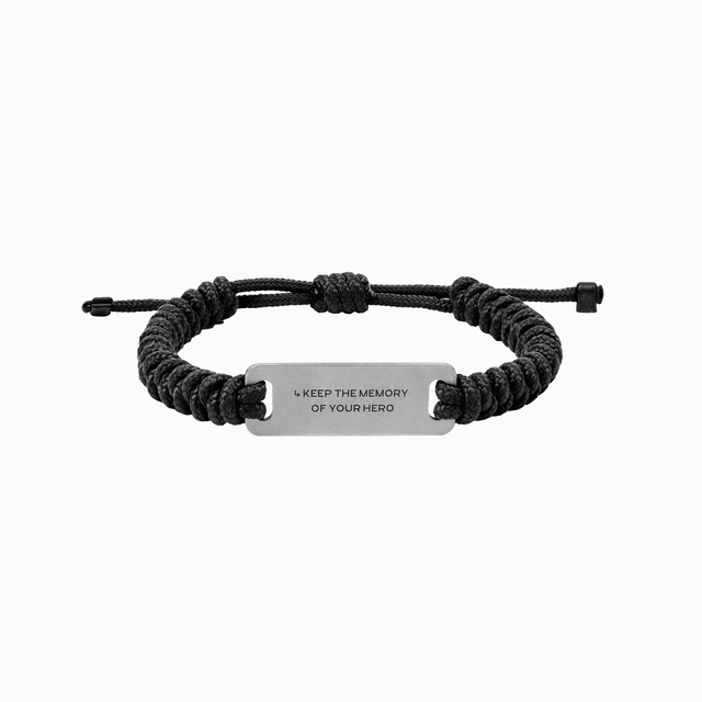 Paracord Bracelet with Custom Engraving