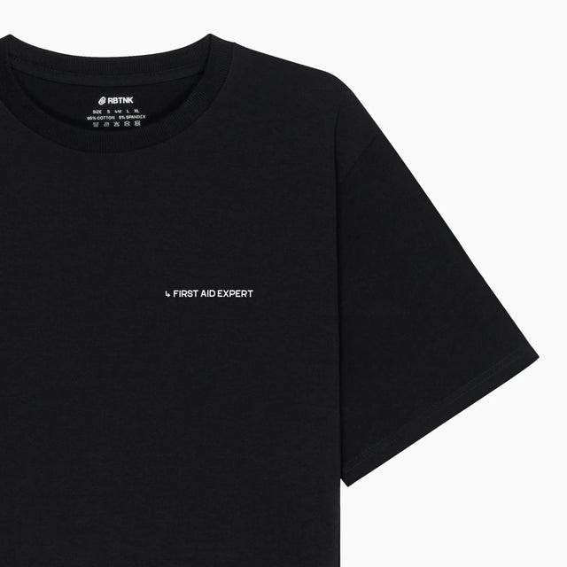 T-shirt "First Aid Expert"